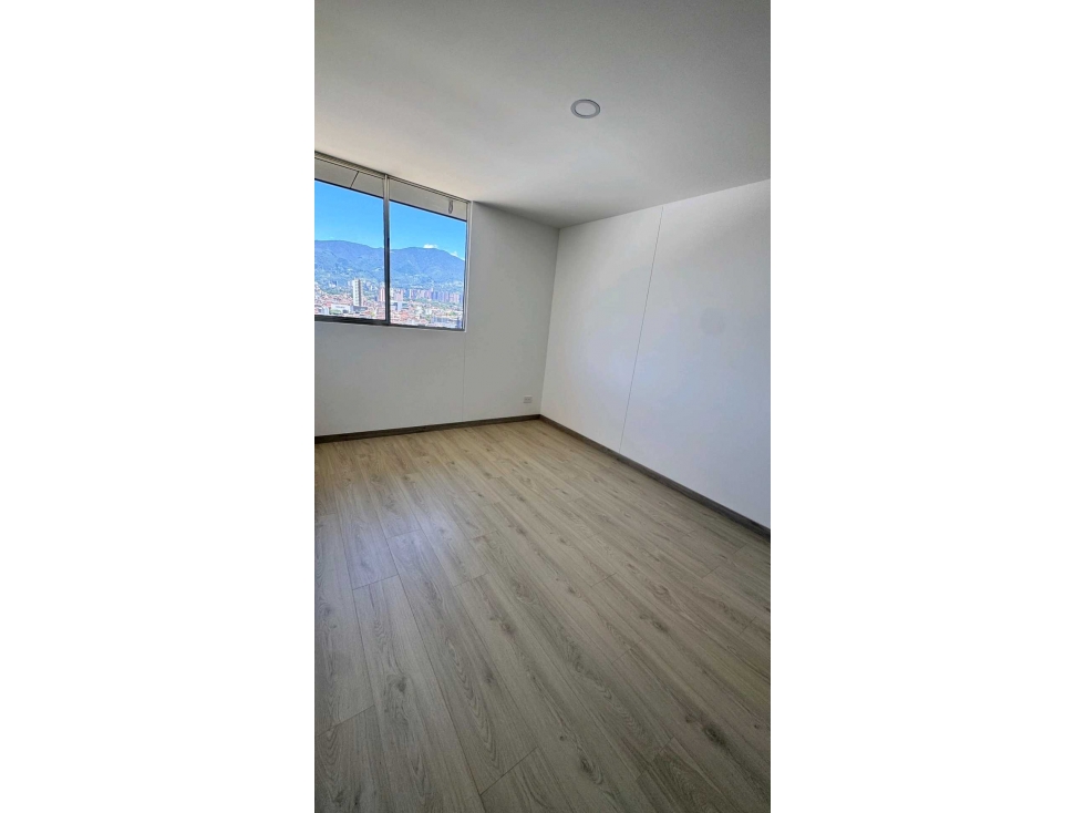 SE VENDE APTO EN CIUDAD COLTEJER CON EXCELENTE VISTA. — foto 6