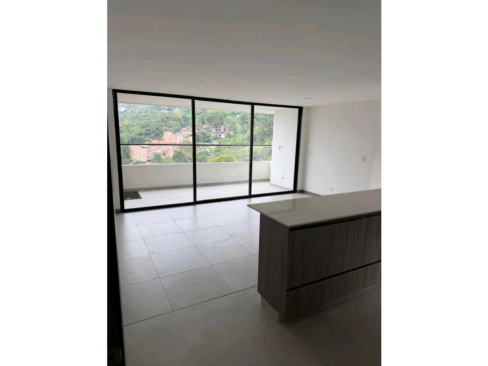 SE VENDE APTO EN ENVIGADO CAMINO VERDE. — foto 2