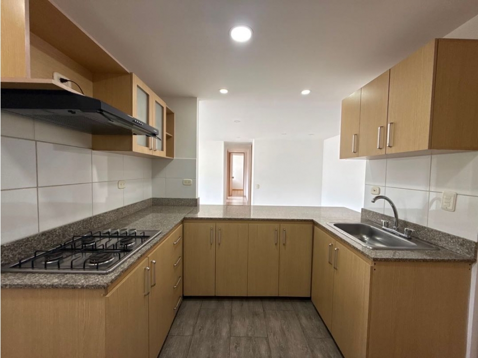 SE VENDE APTO SABANETA, PARTE BAJA DE LA LOMA DE SAN JOSÉ. — foto 5