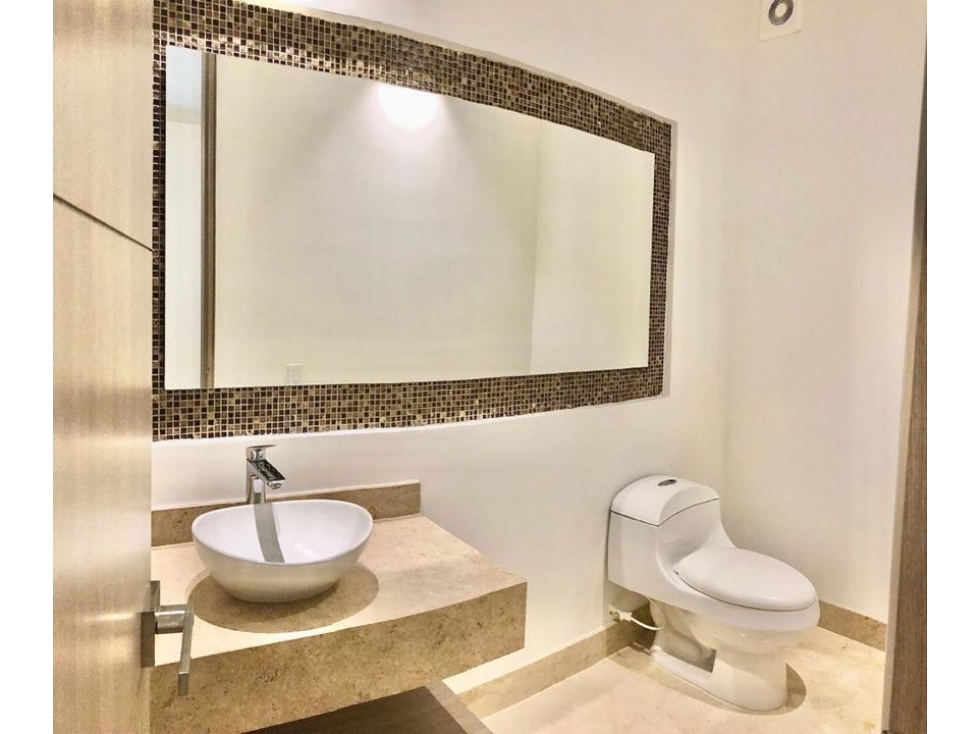 Se vende apto Santa Rita piso alto — foto 3