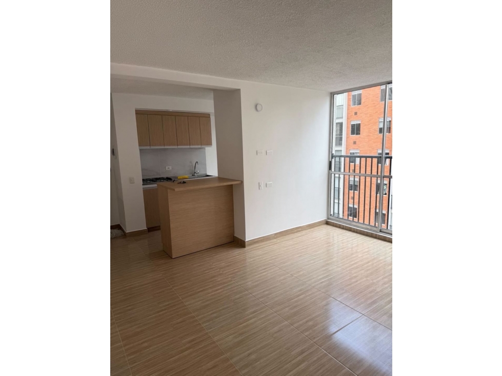 Se vende apto sector el poblado.