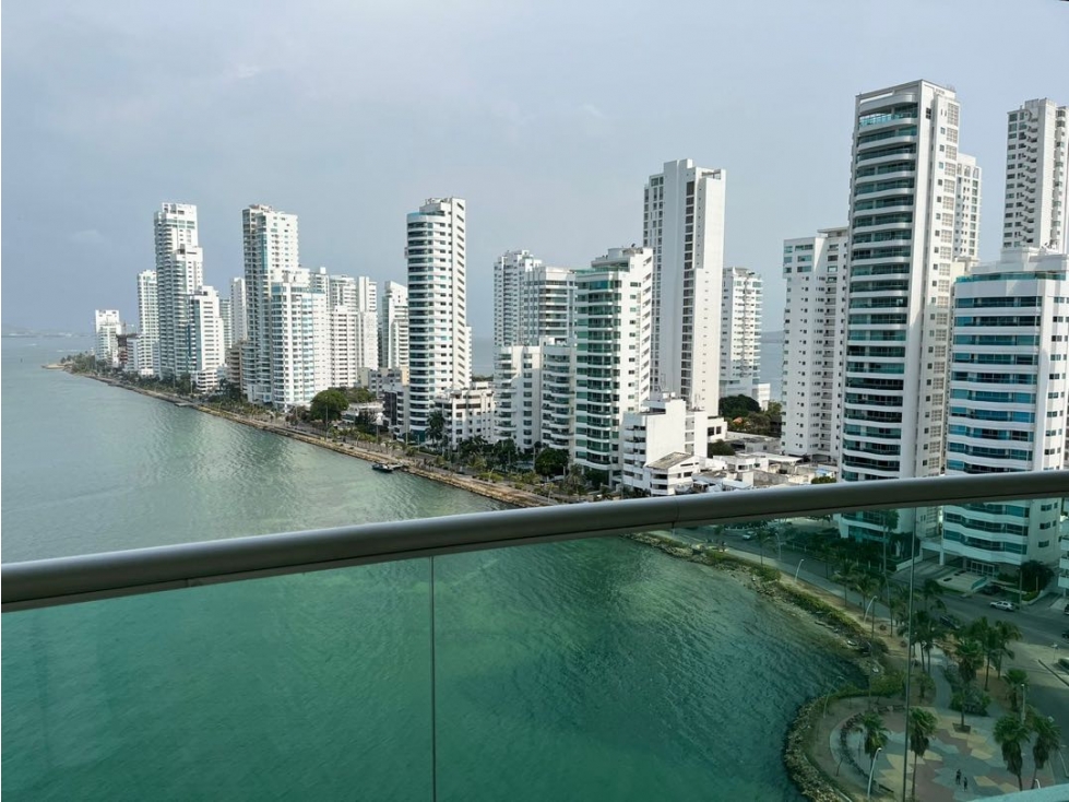 SE VENDE APTO SOBRE LA BAHIA DE CARTAGENA BOCAGRANDE