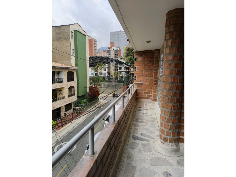 SE VENDE APTO TRADICIONAL EN SABANETA DUPLEX SECTOR ENTRE AMIGOS 4P/SA — foto 3