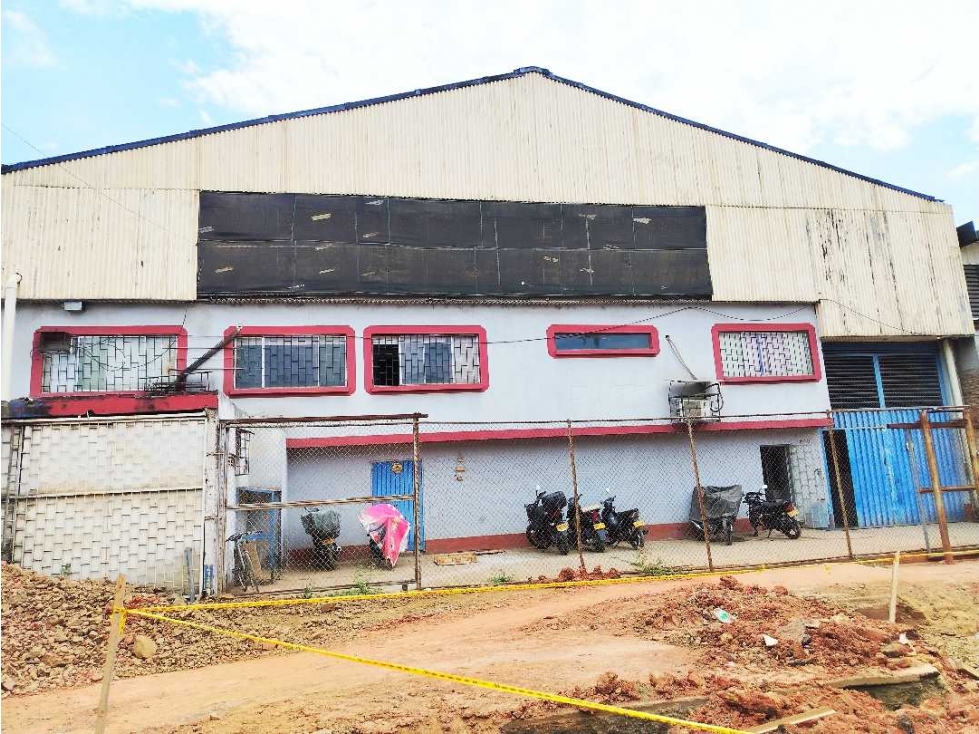 SE VENDE BODEGA EN CALI - 2