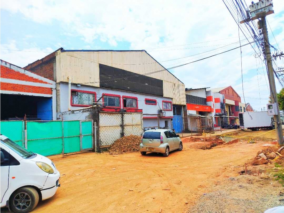 SE VENDE BODEGA EN CALI - 3
