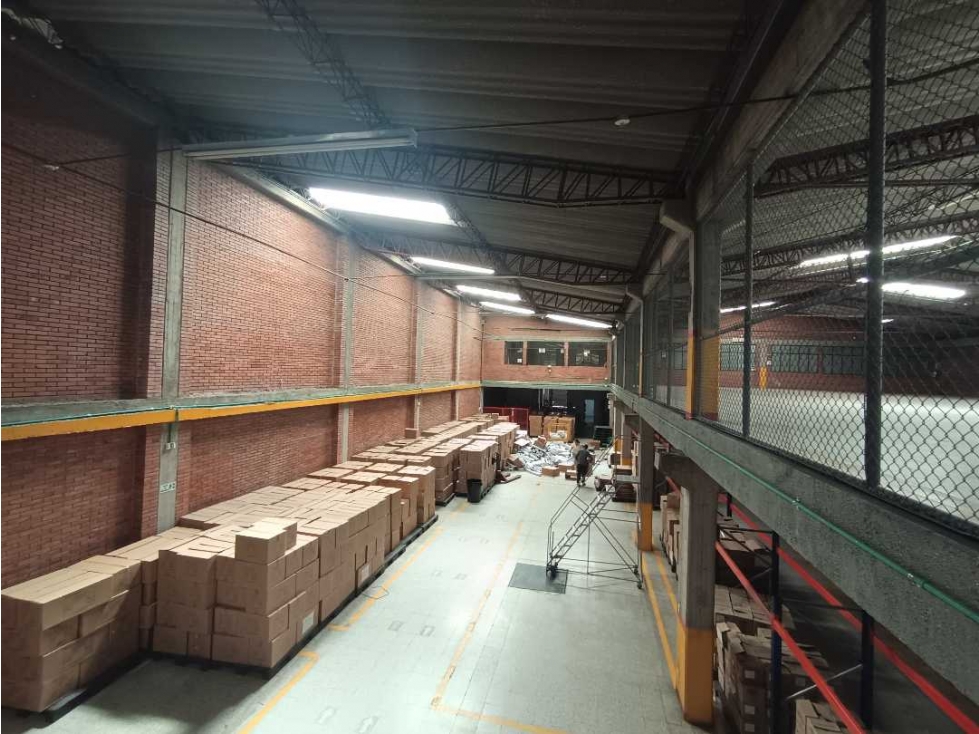 SE VENDE BODEGA EN ENGATIVA DE 3.188M