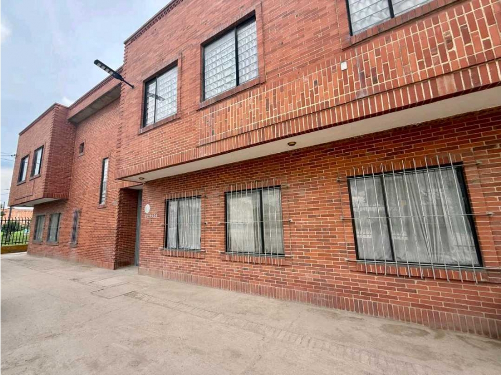 SE VENDE BODEGA EN FONTIBON