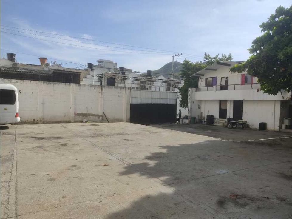 Se vende bodega en gaira santa Marta - 3