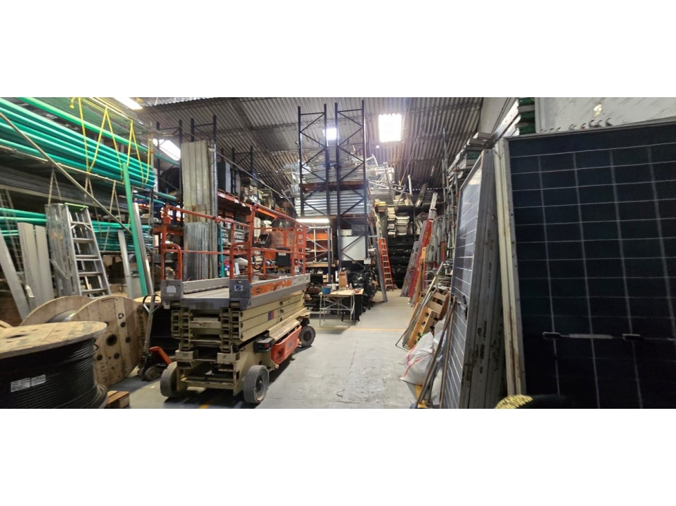 SE VENDE BODEGA EN ITAGUI A 30 METROS DE LA AVENIDA GUAYABAL — foto 3
