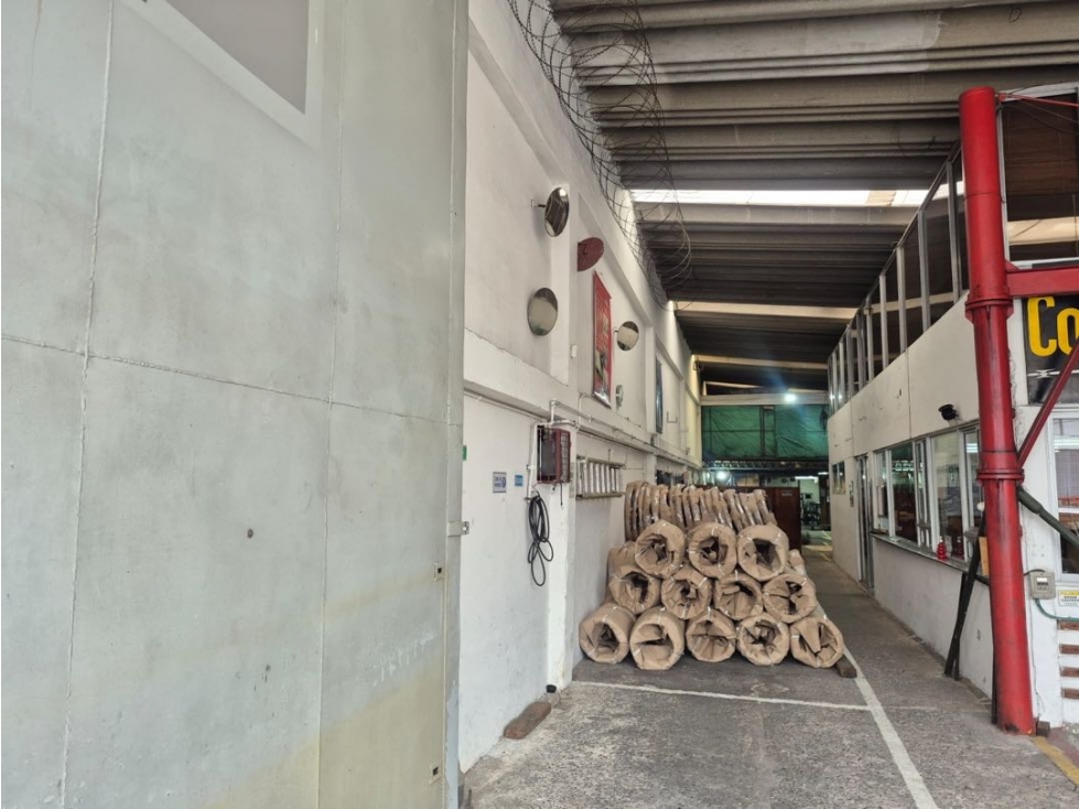SE VENDE BODEGA EN PALOQUEMADO$ 2.300.000.000.oo — foto 5