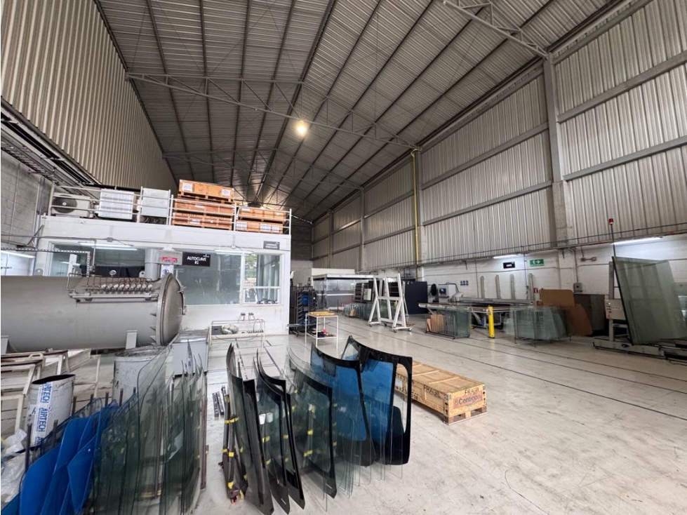 SE VENDE BODEGA EN PARQUE INDUSTRIAL VARIANTE CALDAS
RENTADA - 5