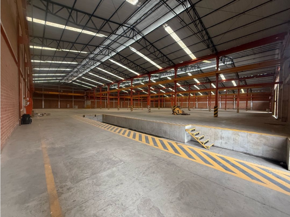 Se vende bodega parque industrial Galicia - 1