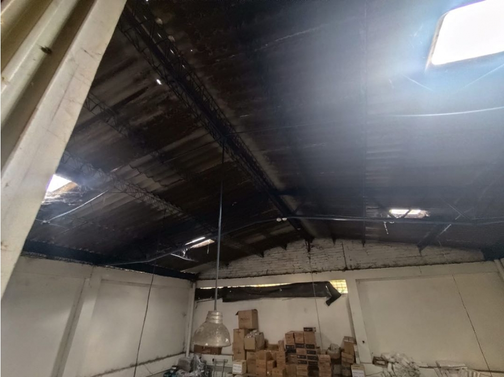 Se Vende Bodega Pereira, Av Sur - 6