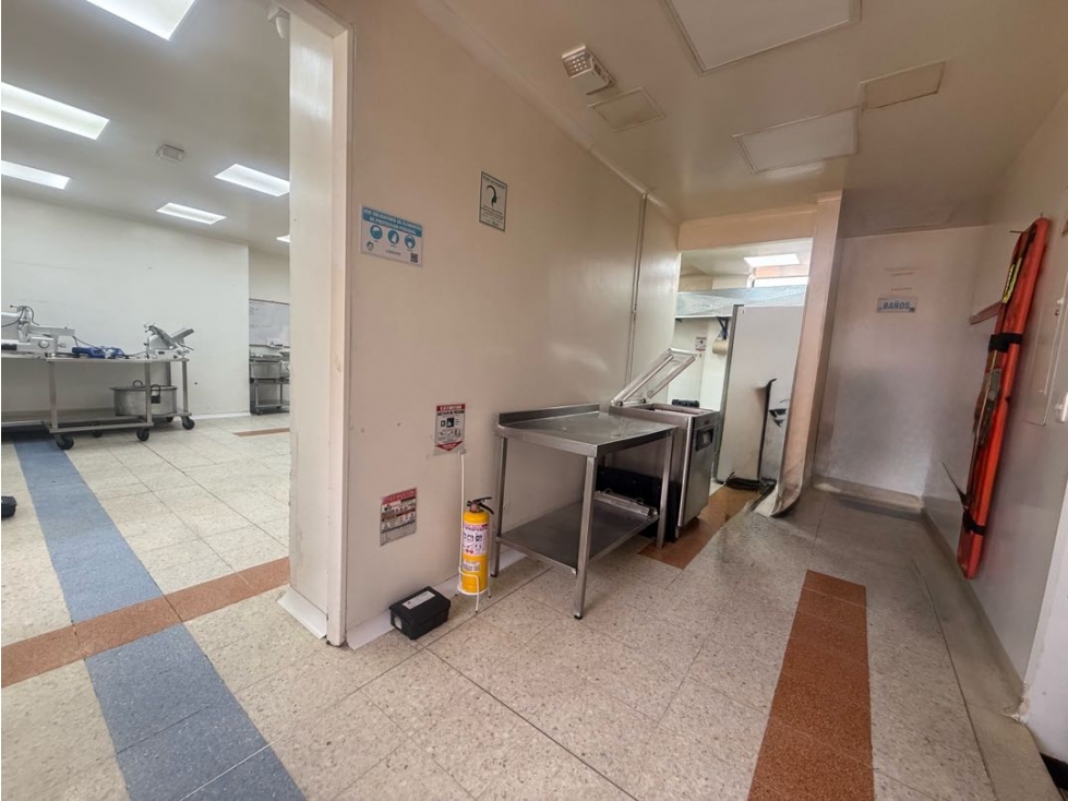Se vende bodega Prado Veraniego — foto 3