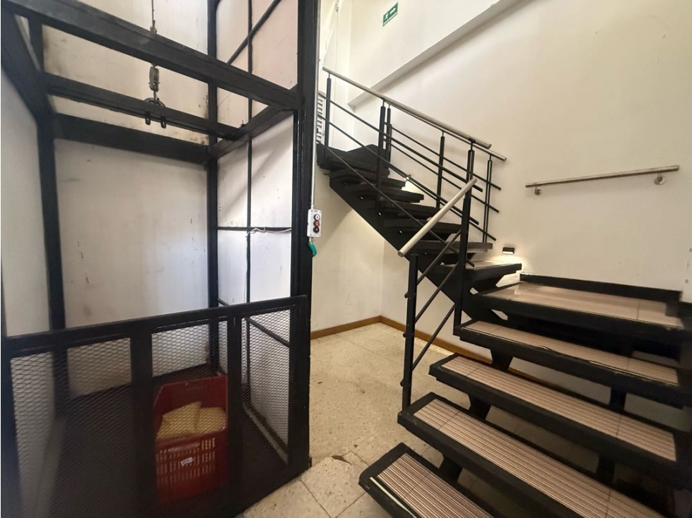 Se vende bodega Prado Veraniego — foto 4