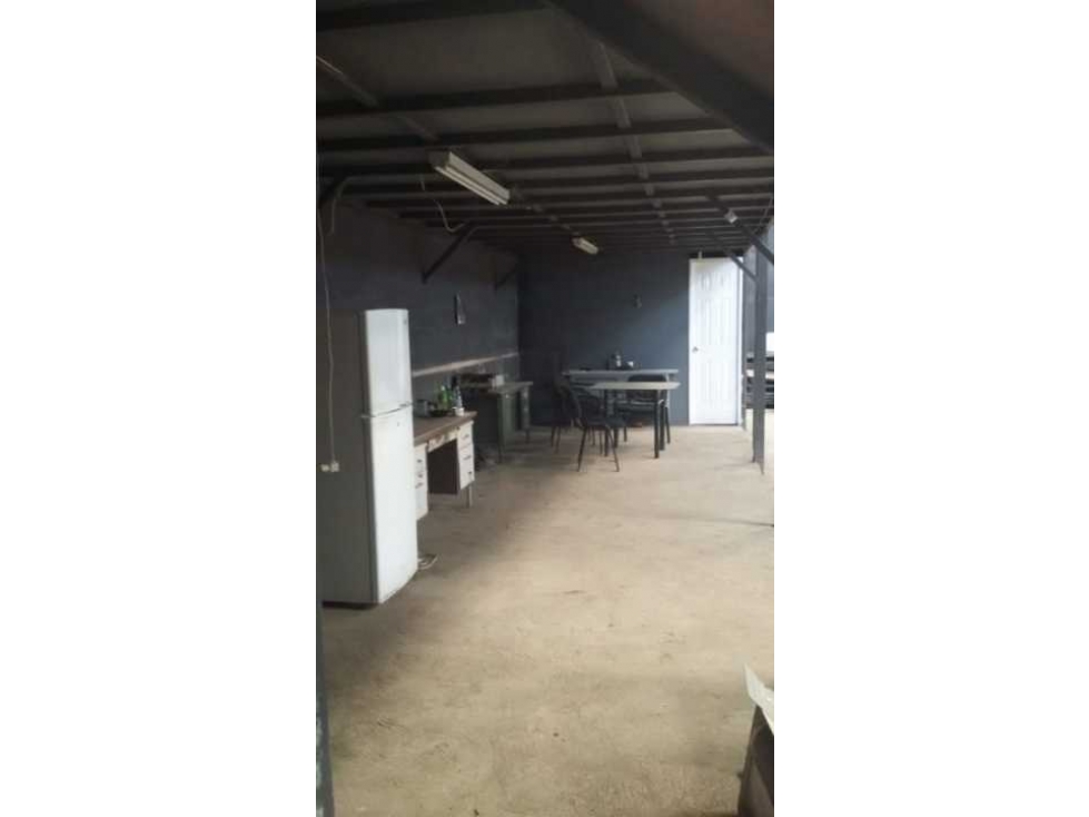 SE VENDE BODEGA PUEBLO NUEVO - 5