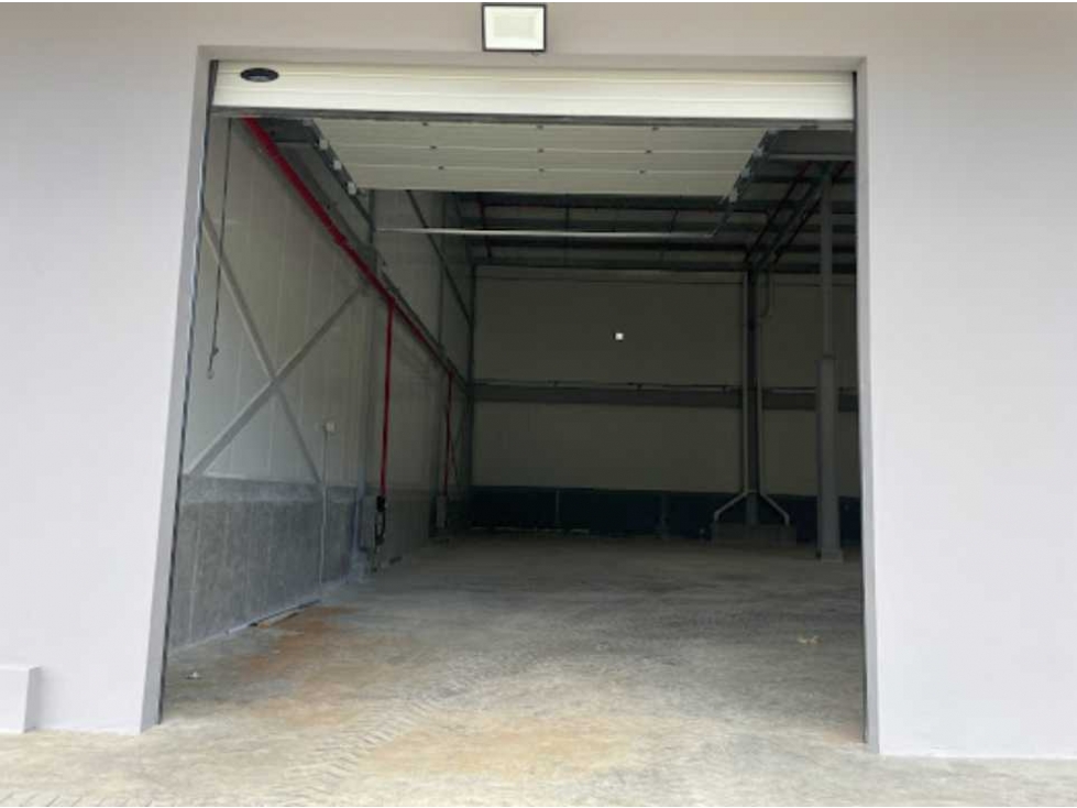 SE VENDE BODEGA TOTALMENTE NUEVA - 5