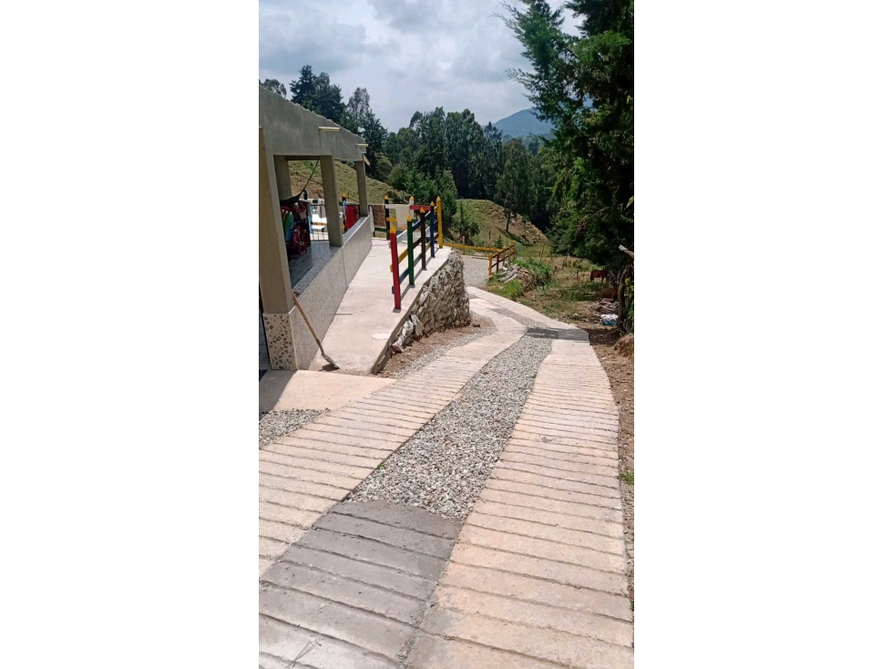 SE VENDE BONITA FINCA EN VEREDA LA CHINA -BELLO 2100M2