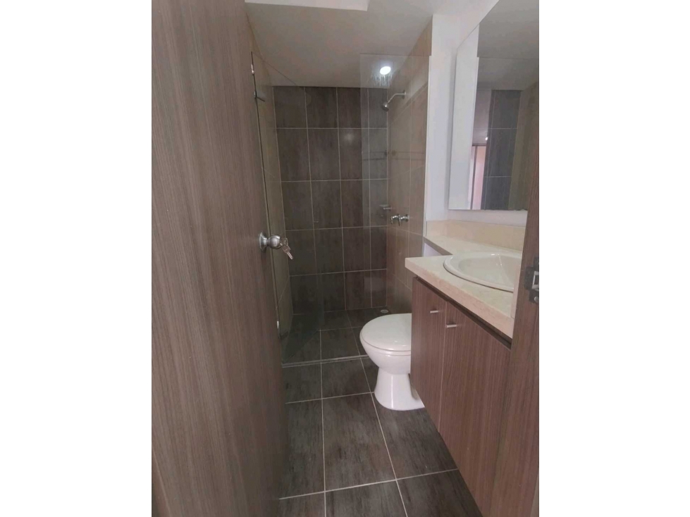SE VENDE BONITO APARTAMENTO CERCA AL PARQUE DE BELLO — foto 6
