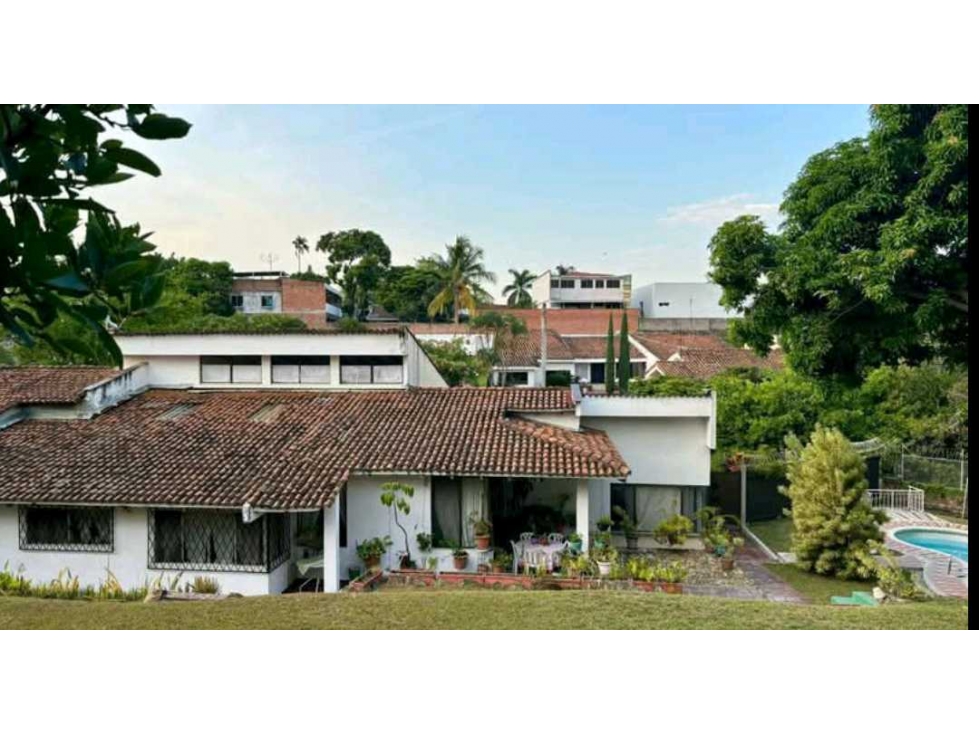 SE VENDE CASA EXTERNA EN CIUDAD JARDIN PARA REMODELAR — foto 3