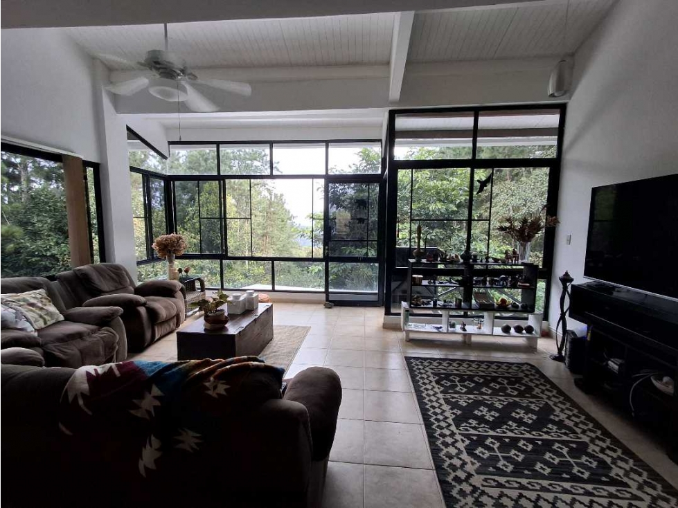 SE VENDE CASA $300,000.00 EN RESIDENCIAL PRIVADO ALTOS DE CERRO AZUL - 2