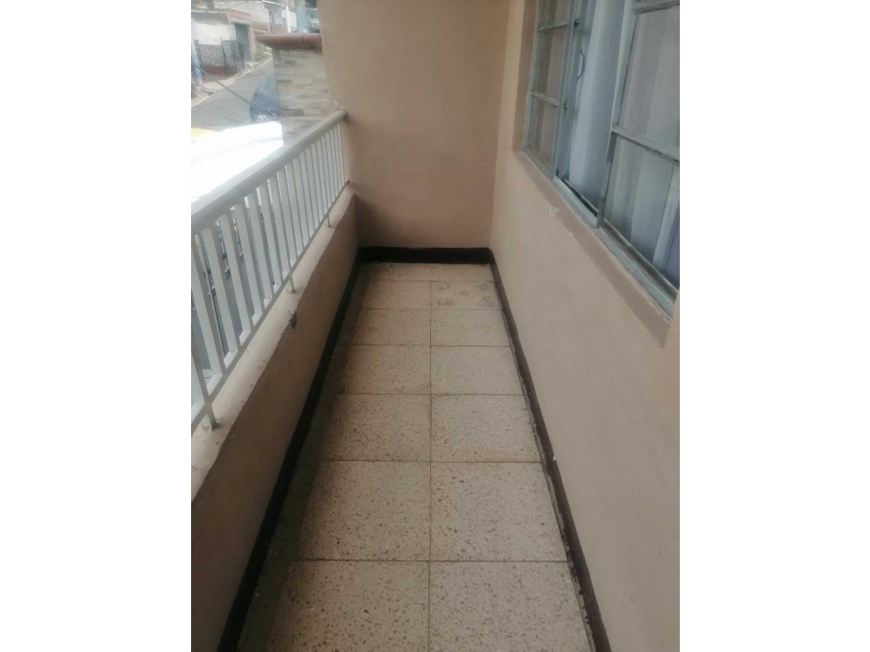 Se vende casa 2do piso B.alfonso lopez Medellín. — foto 3