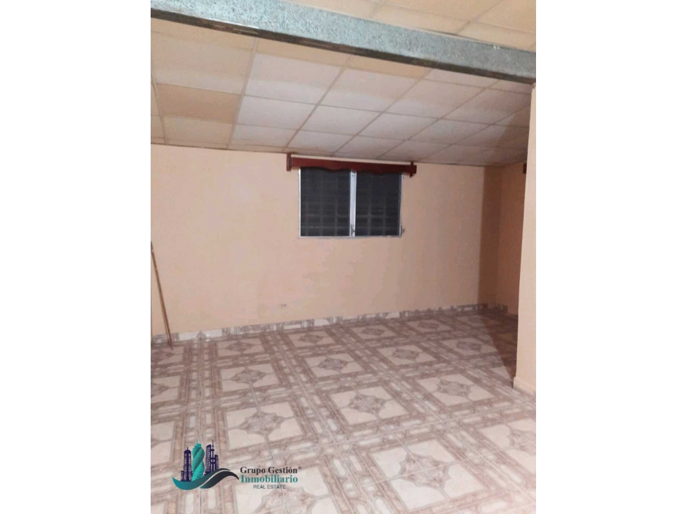 VENDO CASA 429m2,Villa Mercedes — foto 6