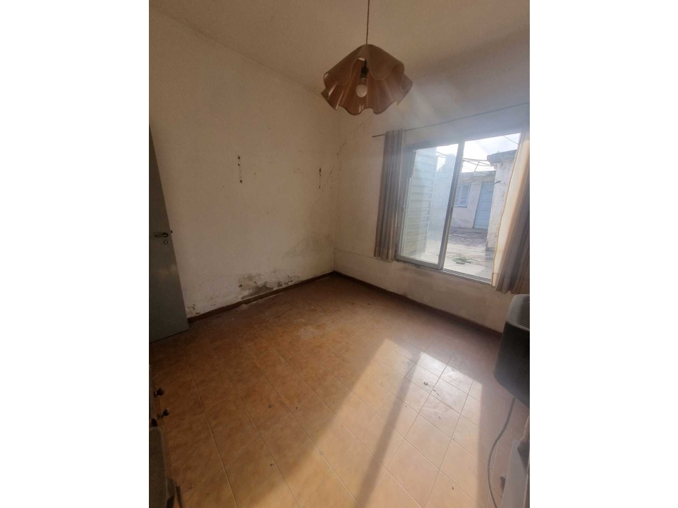 Se vende casa a remodelar ideal para renta Centro - 4