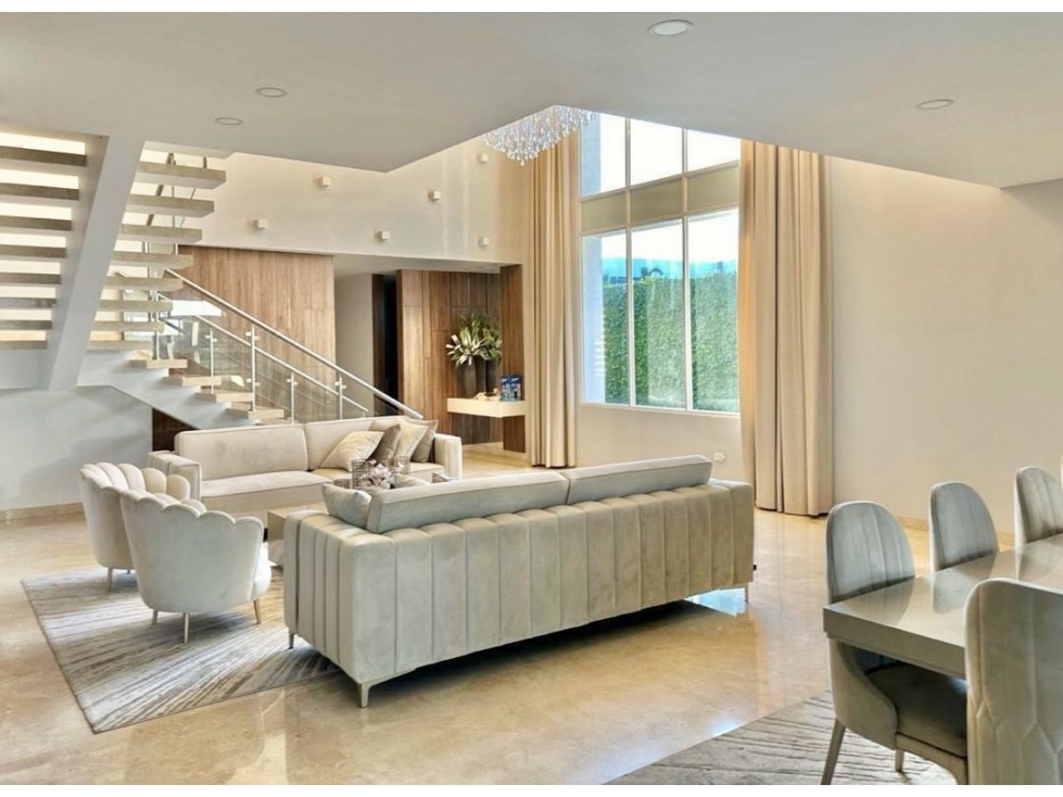 VENDO CASA AMOBLADA? Y CON ASCENSOR EN CONDOMINIO EN PANCE, SUR CALI