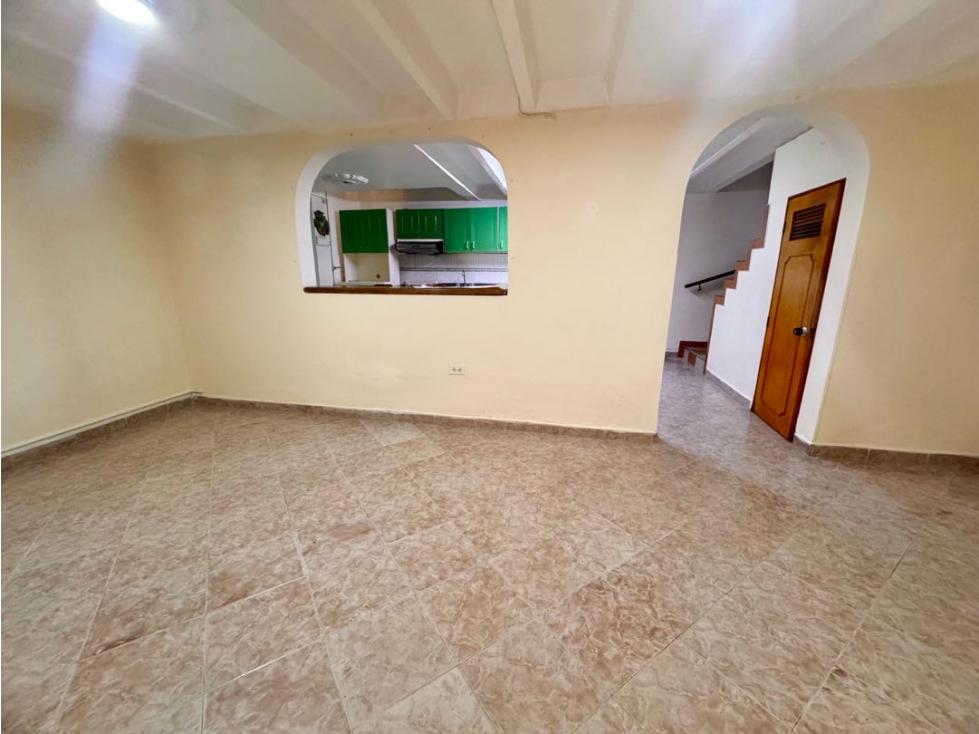 Casa en venta de 3 niveles + terraza en Santa Ana, Bello — foto 6