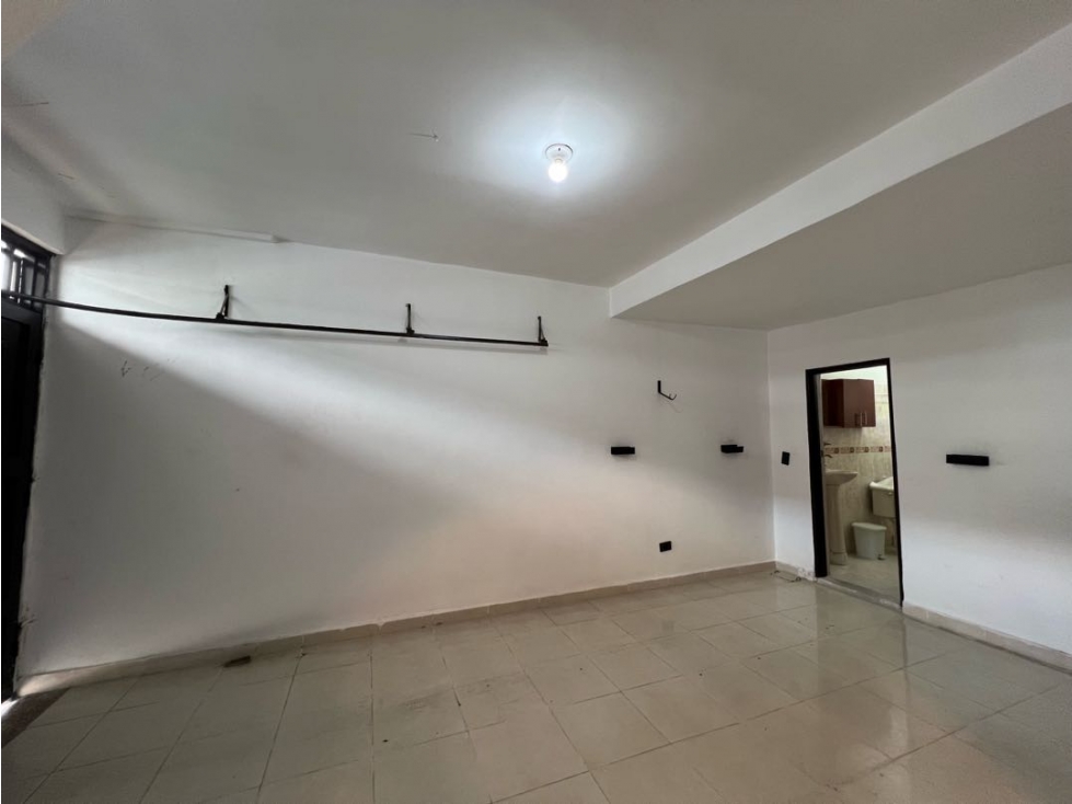 CASA EN VENTA B/ ALCAZAR ZONA NORTE ARMENIA-QUINDIO — foto 3