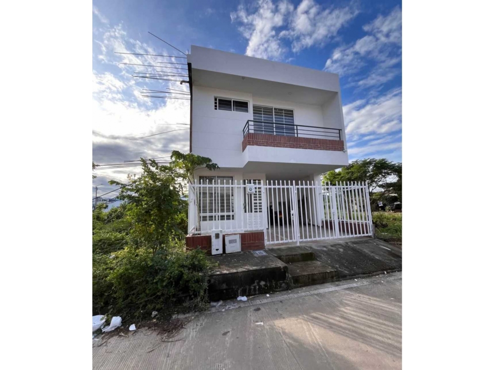 SE VENDE CASA BARRIO CARIBABARE -YOPAL CASANARE