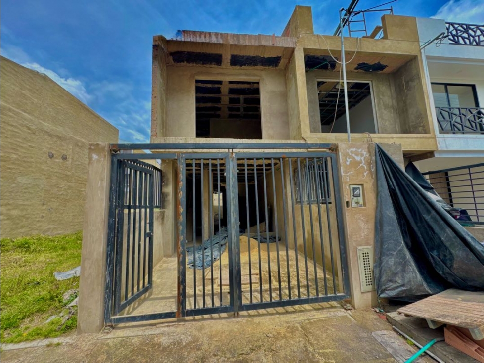 SE VENDE CASA BARRIO DOWNTOWN COTA - CÓDIGO 1365