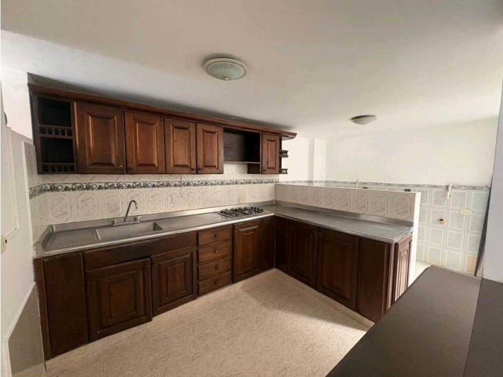 SE VENDE CASA | BARRIO LA CASTELLANA | CARTAGO VALLE