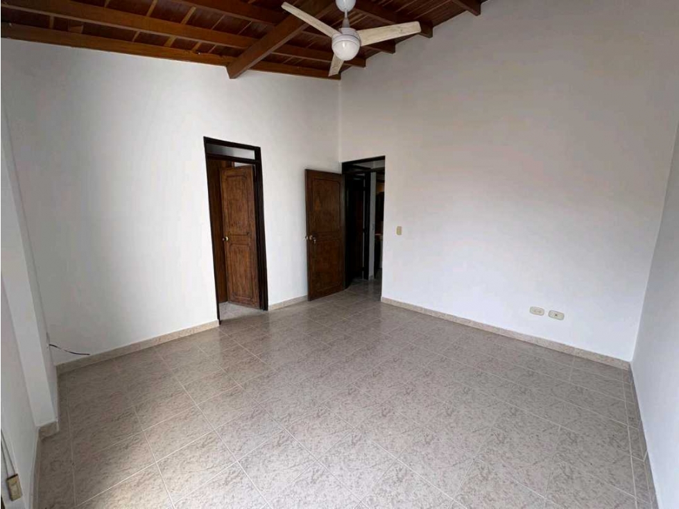 SE VENDE CASA | BARRIO LA CASTELLANA | CARTAGO VALLE — foto 3