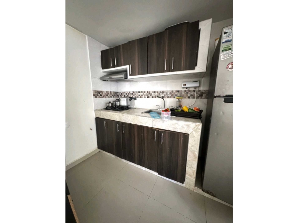 SE VENDE CASA BARRIO LA ESPERANZA — foto 2