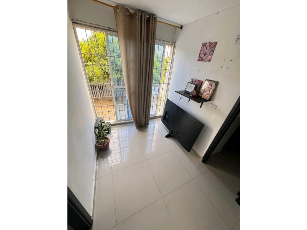 SE VENDE CASA BARRIO LA ESPERANZA — foto 3