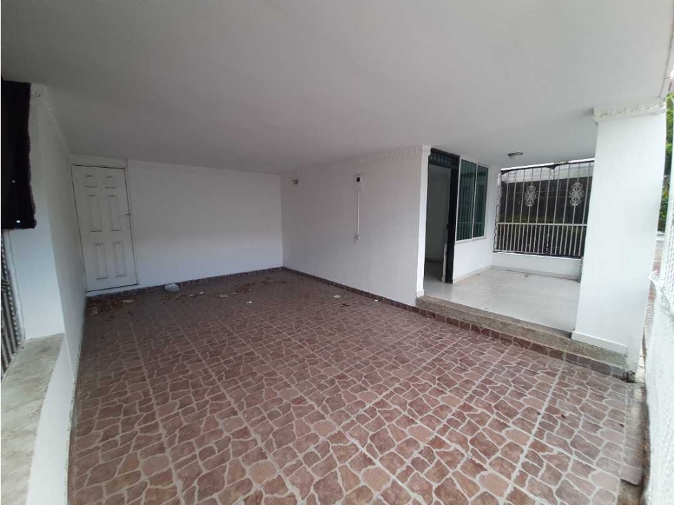 SE VENDE CASA BARRIO LAS FLORES — foto 3