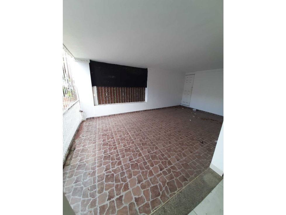 SE VENDE CASA BARRIO LAS FLORES — foto 4