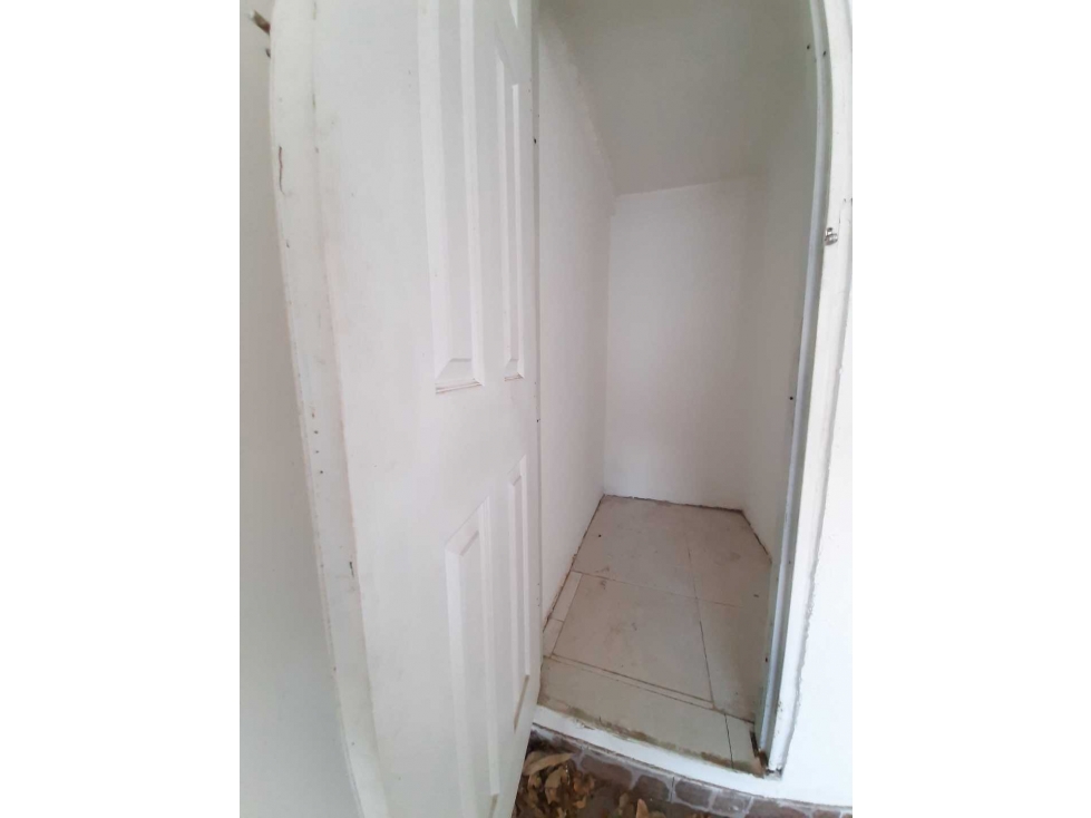 SE VENDE CASA BARRIO LAS FLORES — foto 6
