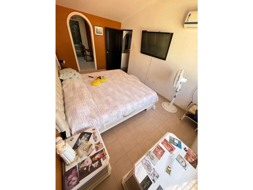 SE VENDE CASA BARRIO LOS CAMPANOS — foto 4