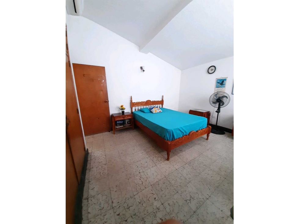 SE VENDE CASA BARRIO SAN JOAQUIN (ZONA COMERCIAL) - 4