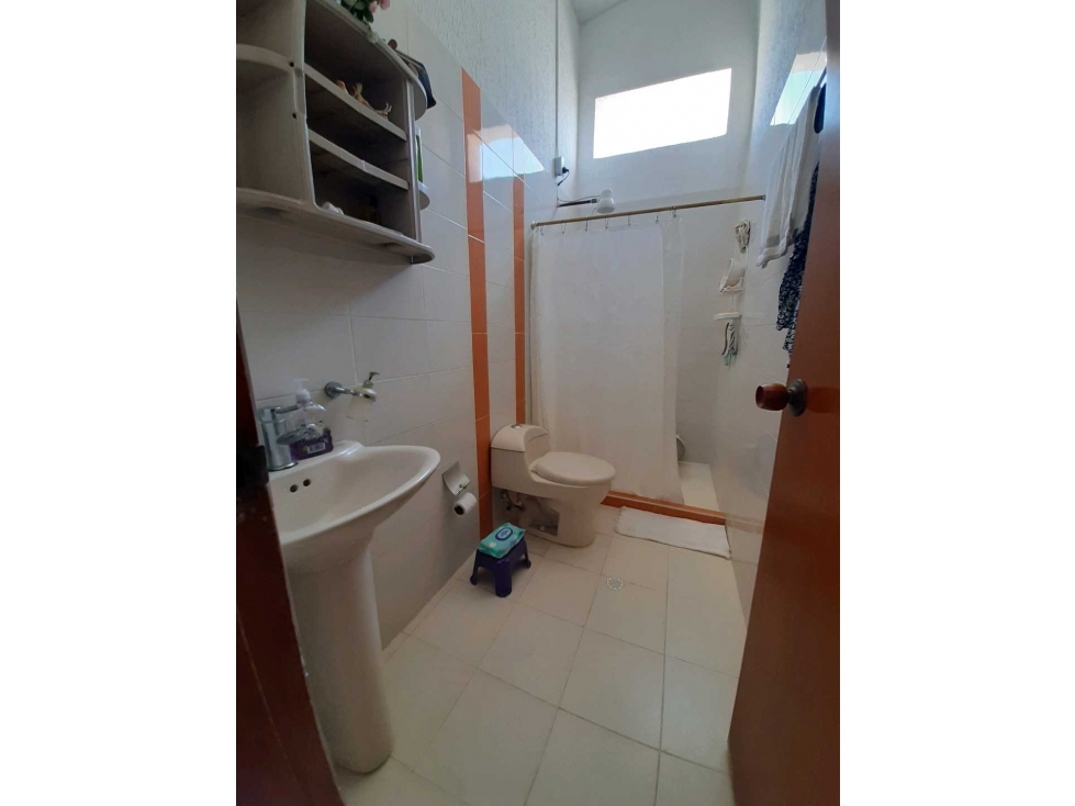 SE VENDE CASA BARRIO SAN JOAQUIN (ZONA COMERCIAL) - 6