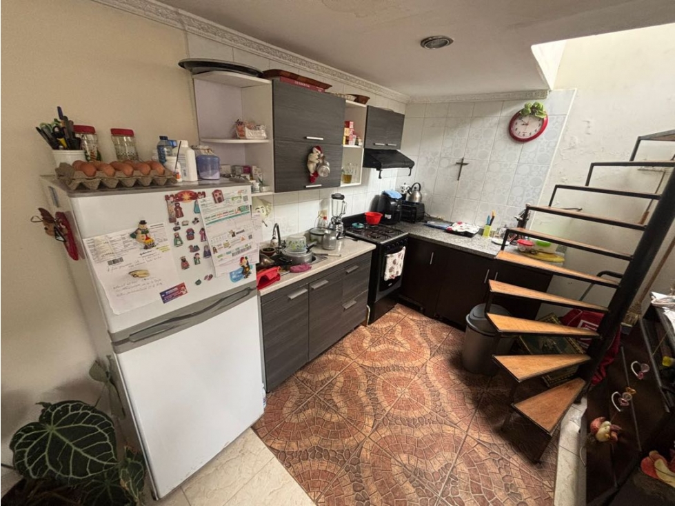 SE VENDE CASA BIFAMILIAR. BARRIO VILLA DEL CARMEN, via pueblo Tapao. — foto 2