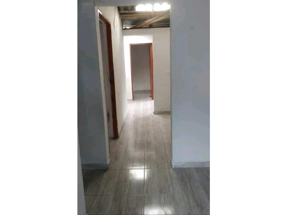 SE VENDE CASA BIFAMILIAR EN COPACABANA BARRIO CRISTO REY — foto 4