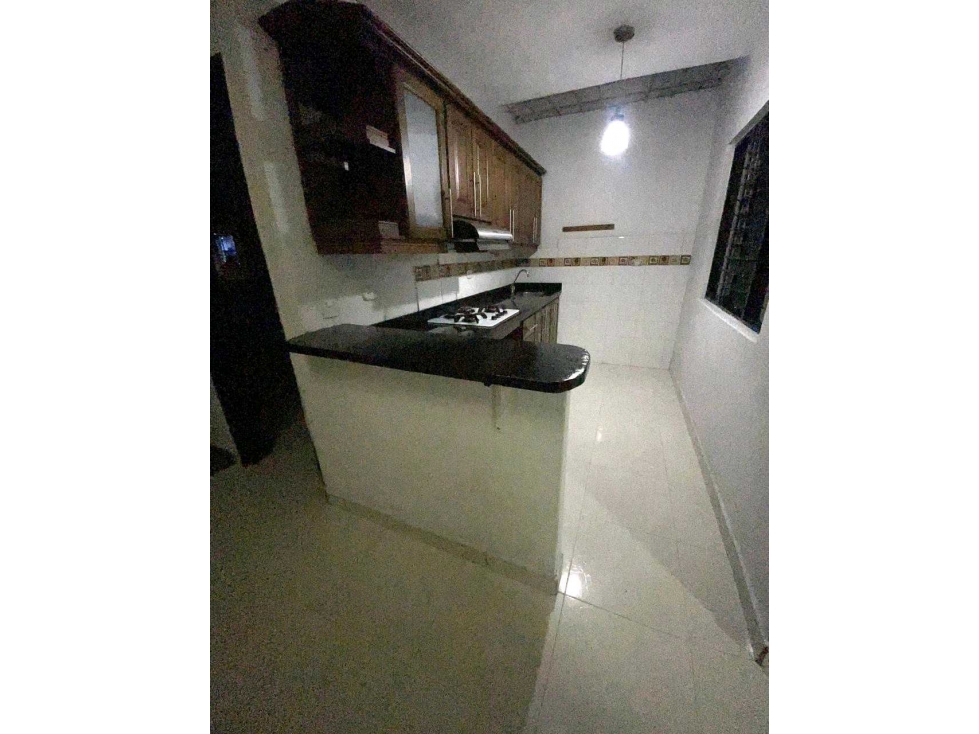 SE VENDE CASA BIFAMILIAR EN LAS BRISAS - MEDELLIN — foto 2
