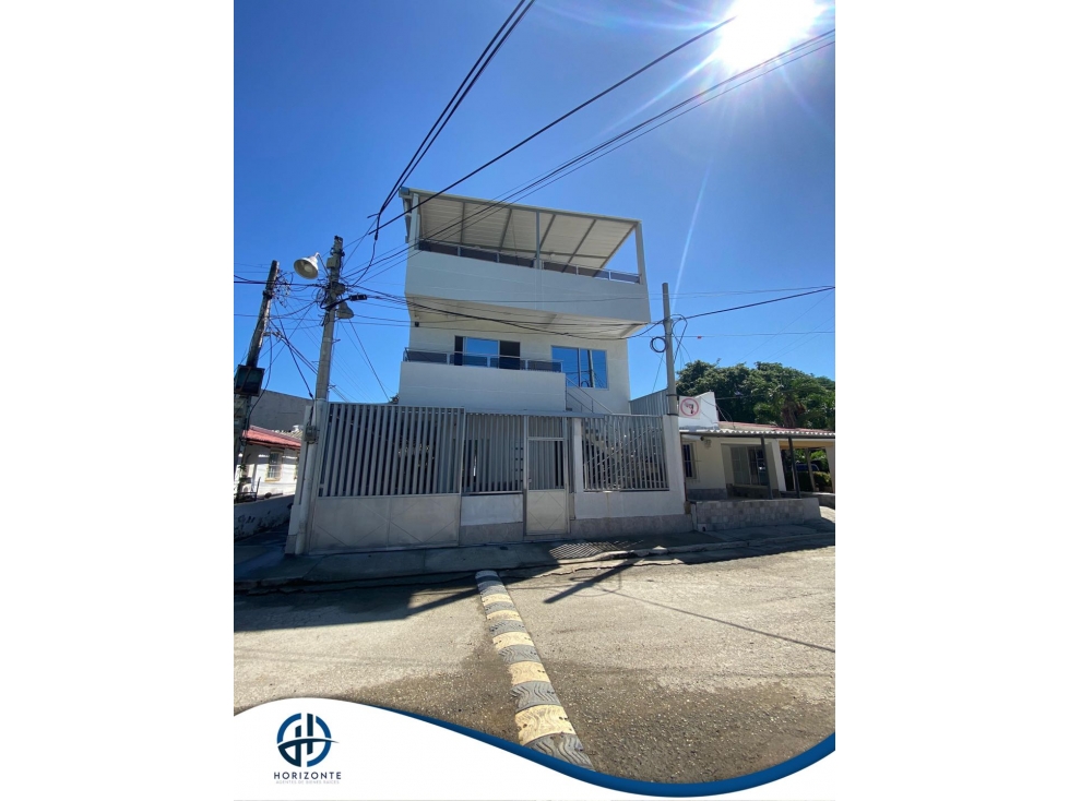 SE VENDE CASA BIFAMILIAR ESQUINERA EN EL CONJUNTO CERRADO VILLA TOLEDO