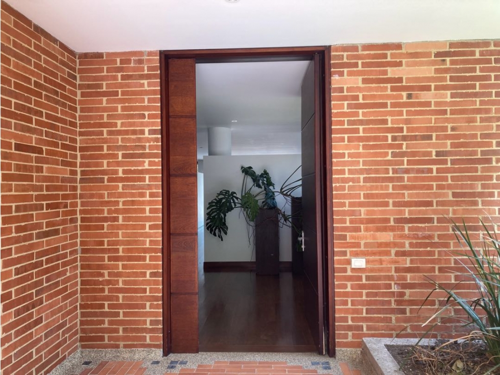 SE VENDE CASA BOSQUES DEL MARQUÉS BOGOTA