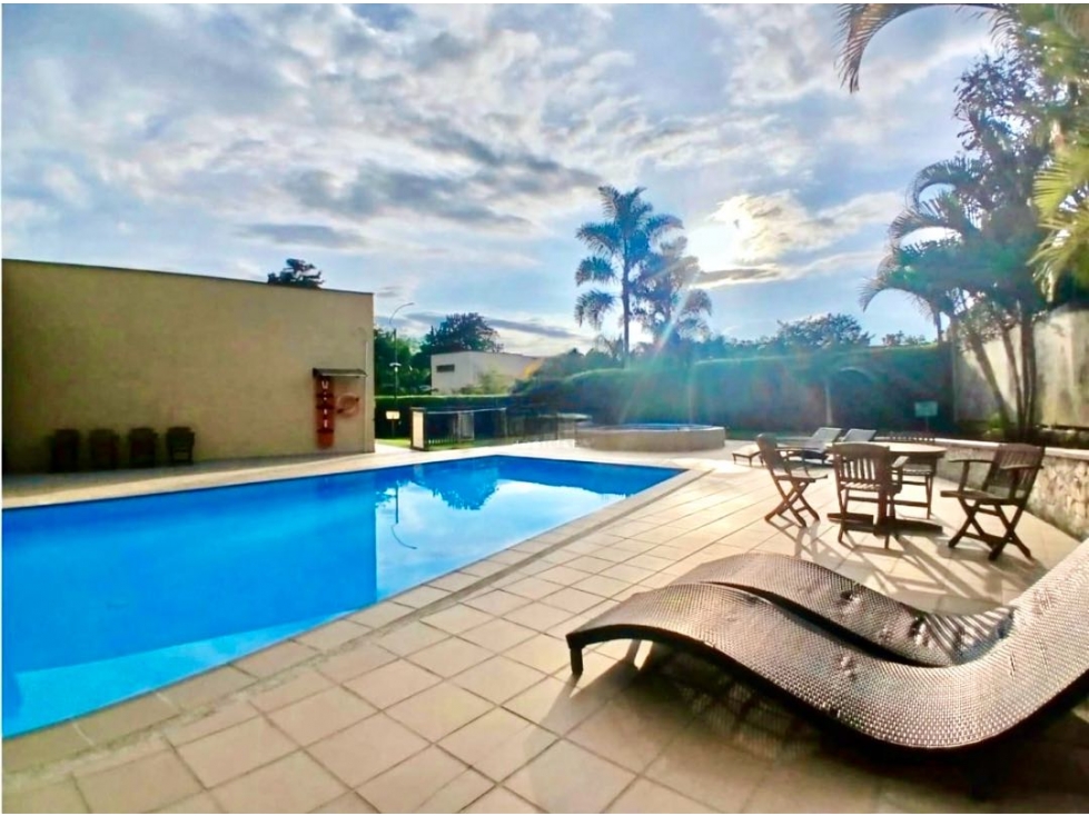 Se vende CASA CAMPESTRE conj cerrado ( AEROPUERTO)Armenia Quindío . - 5