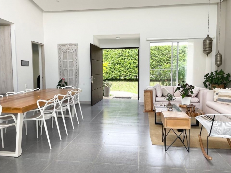 Se Vende Casa Campestre Cerca al Edén con Deposito y parqueaderos — foto 2
